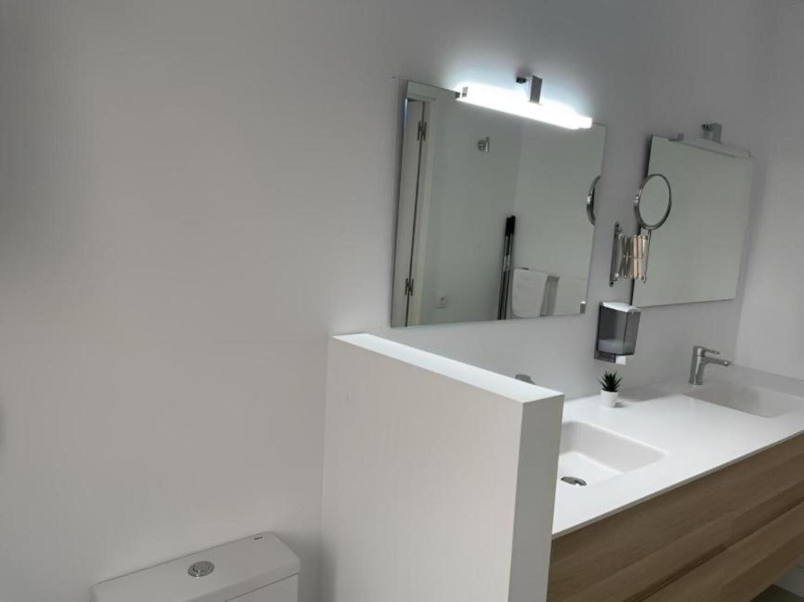 C5 Apartamento Lujo, Zona Exclusiva De Chamartin Madrid Eksteriør billede